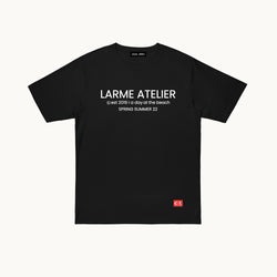 black signature t shirt